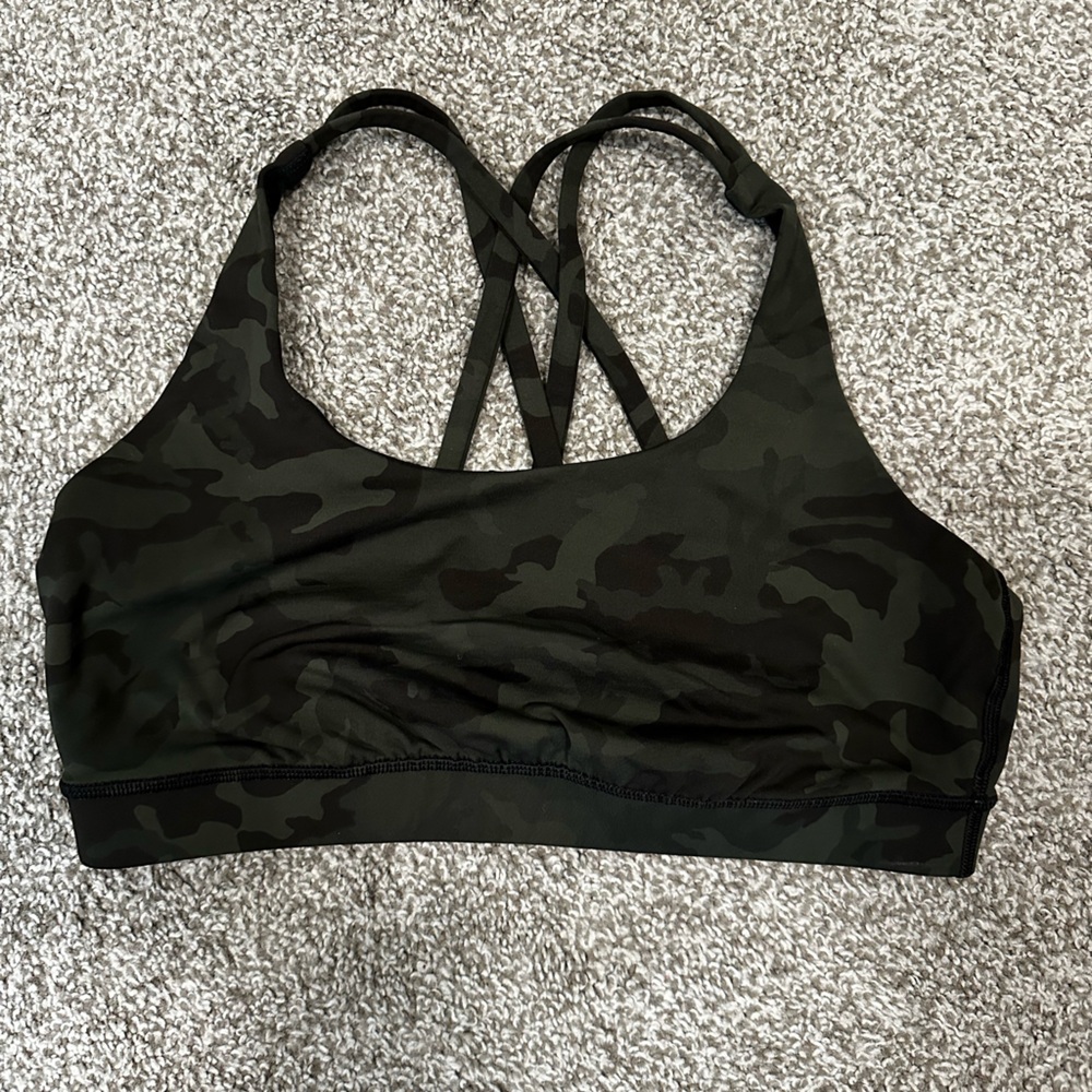 Lululemon sports bra